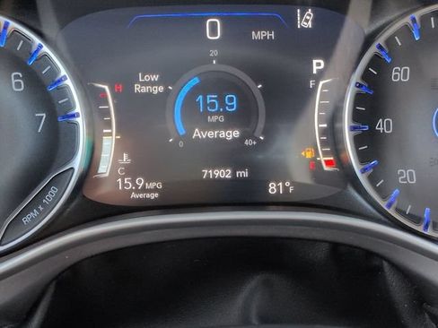 Used 2023 Chrysler Pacifica Touring-L FWD image 20