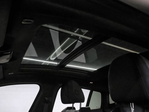 Used 2019 BMW X4 M40i w/ Executive Package image 5