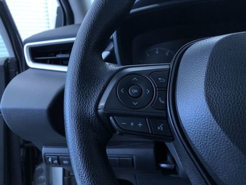 Certified 2025 Toyota Corolla LE image 25