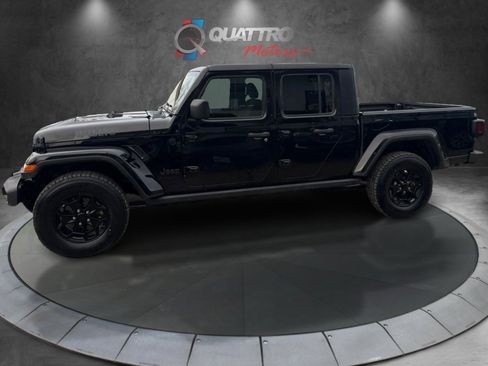 Used 2021 Jeep Gladiator Sport image 2