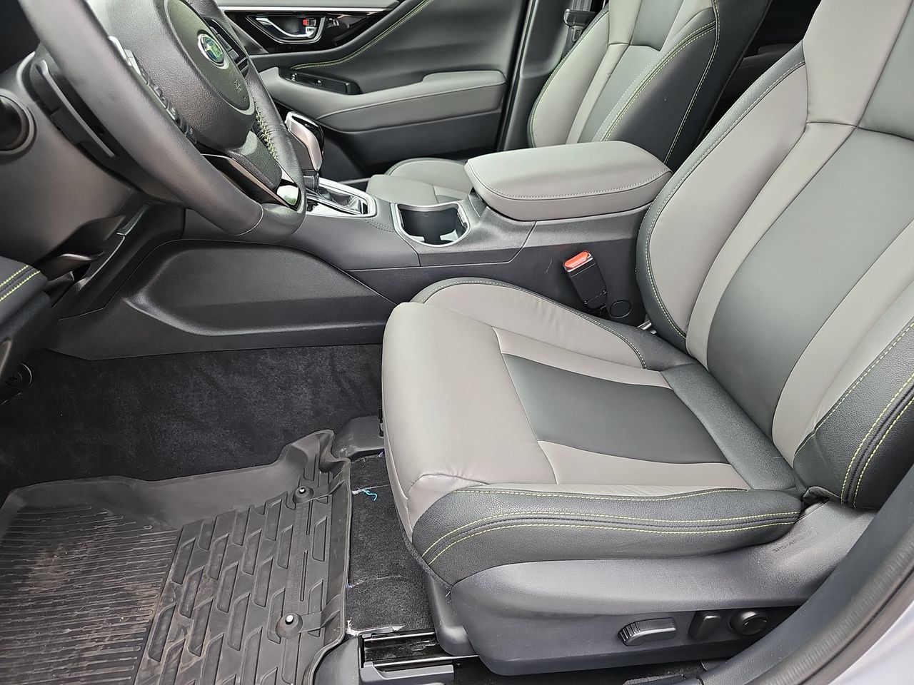 Used 2025 Subaru Outback Onyx Edition AWD/4WD image 19