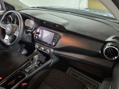 Used 2024 Nissan Kicks SV image 30