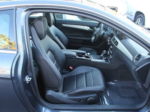 Used 2015 Mercedes-Benz C 250 Coupe image 22