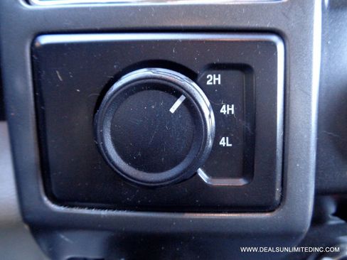 Used 2018 Ford F350 XLT w/ XLT Value Package AWD/4WD image 13