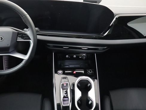 Used 2026 Audi A6 Premium Plus w/ Premium Plus Package image 16