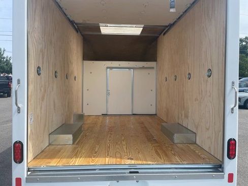 New 2025 Chevrolet Express 3500 w/ Power Convenience Package RWD image 5