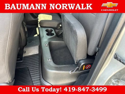 Used 2017 Chevrolet Colorado LT w/ LT Convenience Package RWD image 41