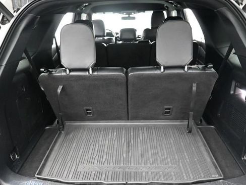 Used 2022 Ford Explorer ST image 26