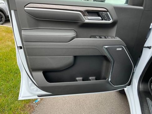 New 2026 Chevrolet Silverado 1500 LTZ w/ LTZ Premium Package image 11