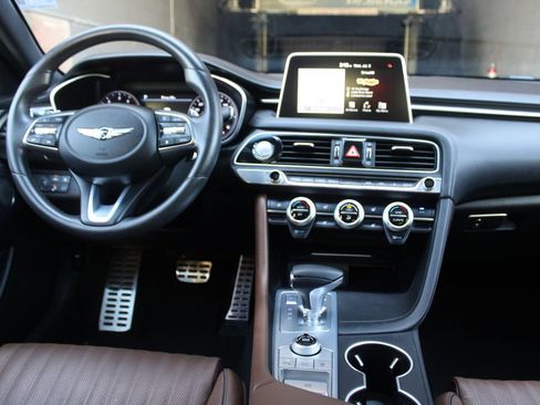 Used 2021 Genesis G70 3.3T RWD image 19