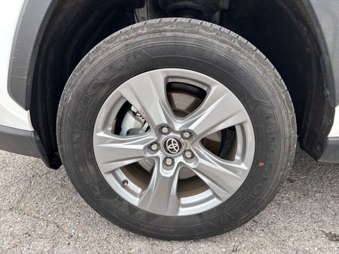 Used 2025 Toyota RAV4 LE image 29