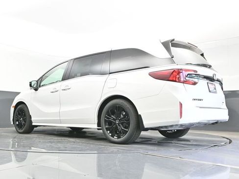 New 2026 Honda Odyssey Sport-L image 19