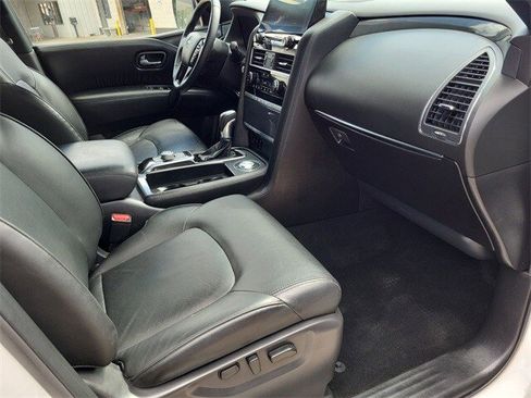 Used 2024 Nissan Armada SL w/ Midnight Edition Package image 25