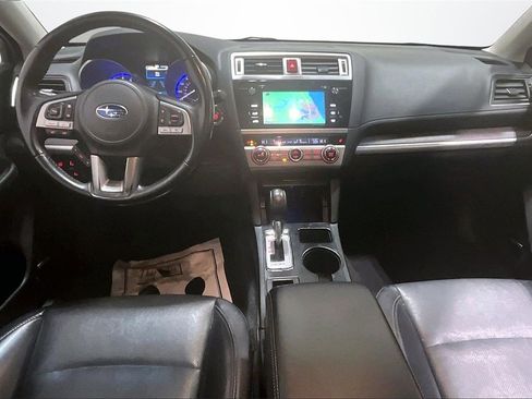 Used 2017 Subaru Outback 2.5i Limited image 7