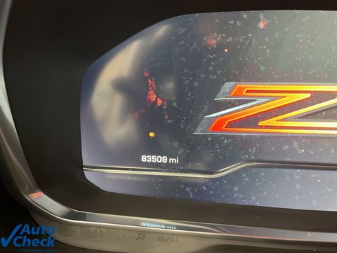 Used 2022 Chevrolet Tahoe Z71 w/ Luxury Package image 11