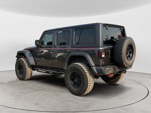 Used 2019 Jeep Wrangler Unlimited Rubicon w/ Cold Weather Group AWD/4WD image 7