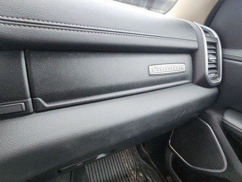 Used 2020 RAM 1500 Laramie image 32