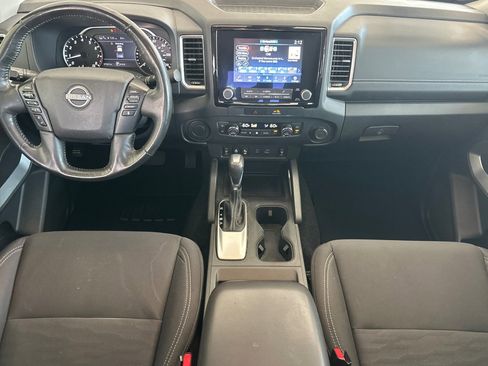 Certified 2022 Nissan Frontier SV image 13