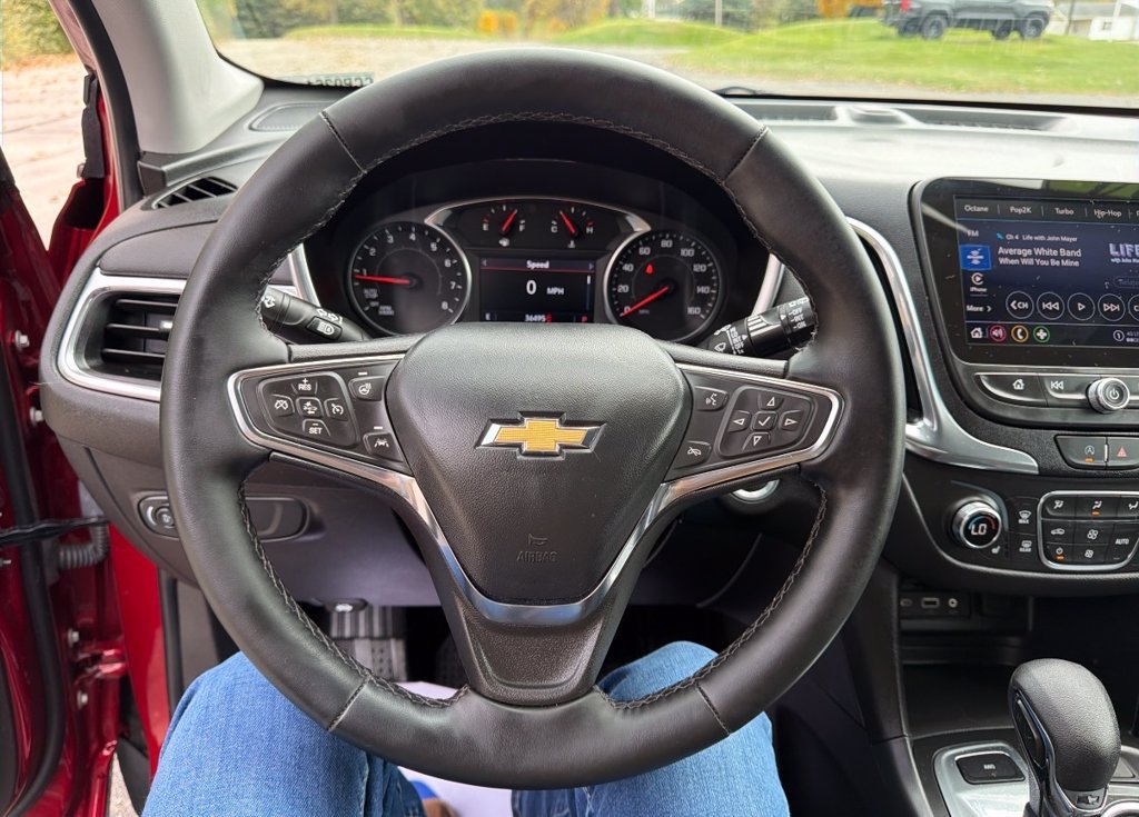 Used 2024 Chevrolet Equinox LT AWD/4WD image 29