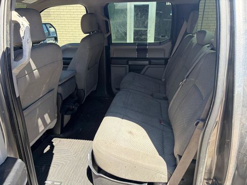 Used 2016 Ford F150 XLT w/ Trailer Tow Package AWD/4WD image 4