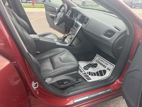 Used 2015 Volvo V60 T5 Premier image 34