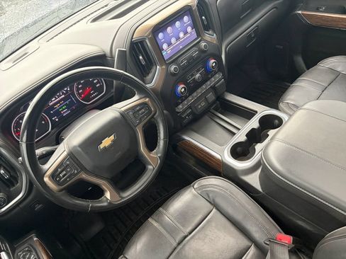 Used 2023 Chevrolet Silverado 2500 High Country w/ Safety Package II AWD/4WD image 32