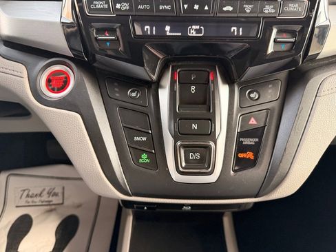 Used 2018 Honda Odyssey EX-L image 27
