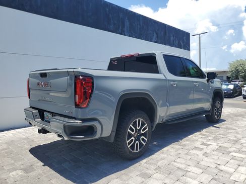 Used 2025 GMC Sierra 1500 AT4 w/ AT4 Premium Package AWD/4WD image 5