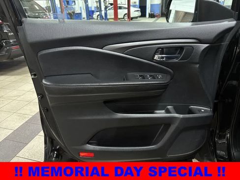 Used 2017 Honda Ridgeline Sport image 27