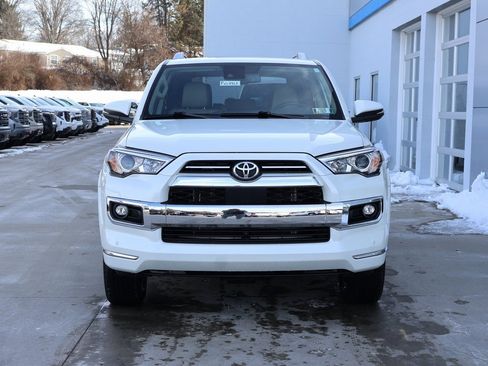 Used 2023 Toyota 4Runner Limited image 5