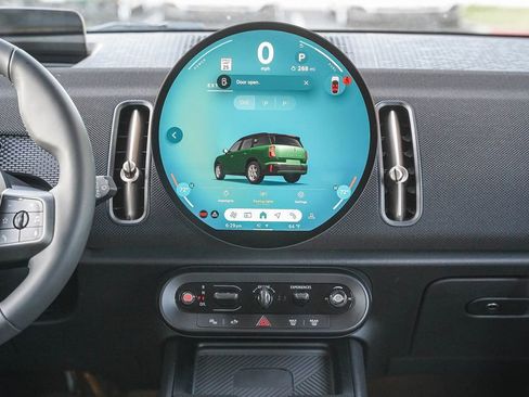 Used 2025 MINI Cooper Countryman S w/ Comfort Package Max image 14