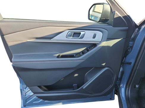 New 2026 Ford Explorer Active image 20