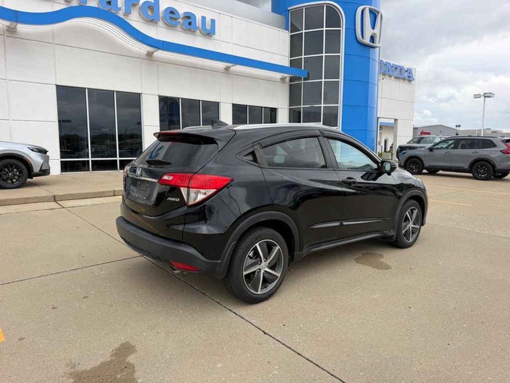 Certified 2022 Honda HR-V EX image 2