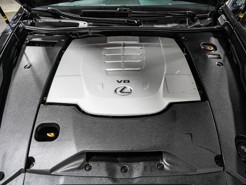 Used 2016 Lexus LS 460 w/ Comfort Package RWD image 27