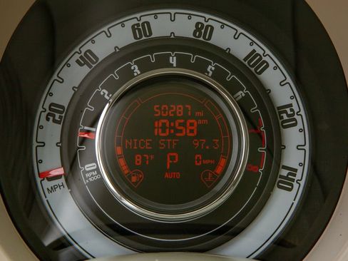 Used 2015 FIAT 500 Pop FWD image 16