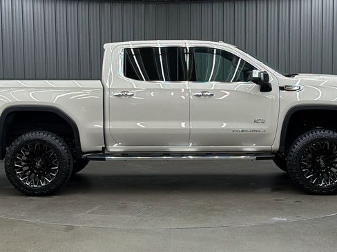 Used 2026 GMC Sierra 1500 Denali AWD/4WD image 6