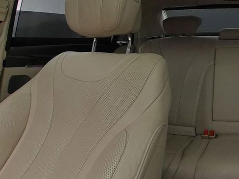 Used 2017 Mercedes-Benz S 550 Sedan image 27