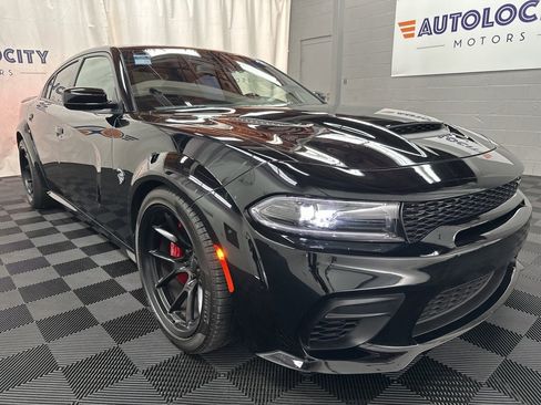 Used 2023 Dodge Charger SRT Hellcat w/ Harman/Kardon Audio Group image 2