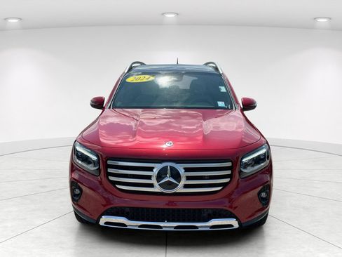 Used 2024 Mercedes-Benz GLB 250 image 2