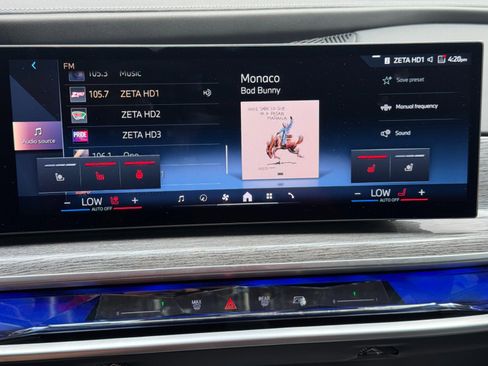 Used 2024 BMW i7 eDrive50 w/ M Sport Package RWD image 29