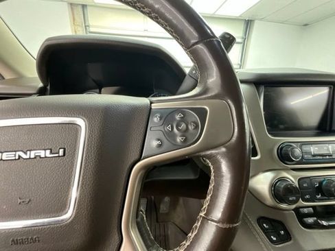 Used 2019 GMC Yukon XL Denali w/ Denali Ultimate Package AWD/4WD image 20