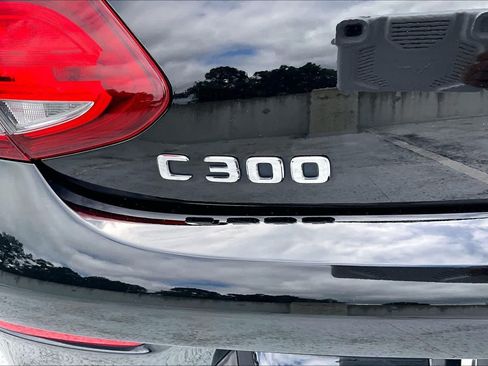Used 2017 Mercedes-Benz C 300 Coupe image 28