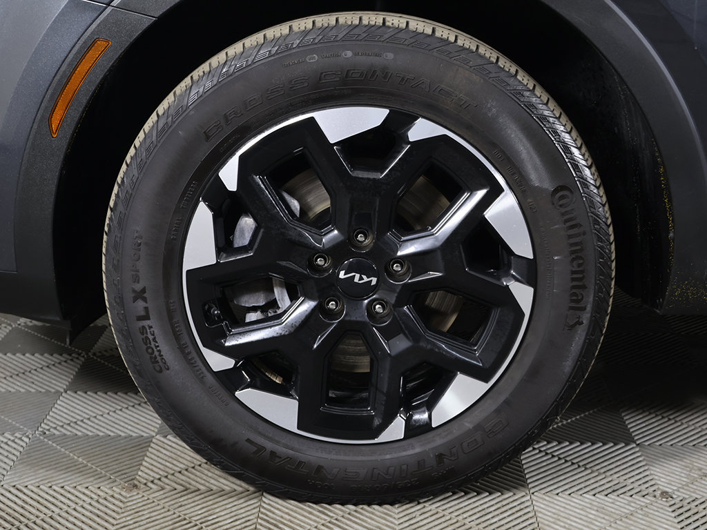 Used 2024 Kia Sorento S AWD/4WD image 22