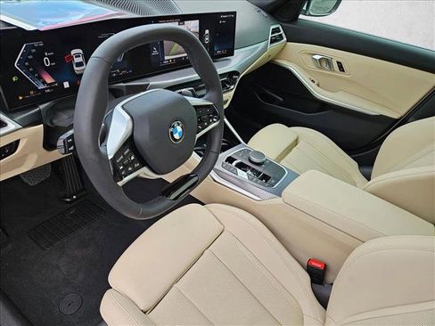 Used 2025 BMW 330i Sedan w/ Convenience Package image 10