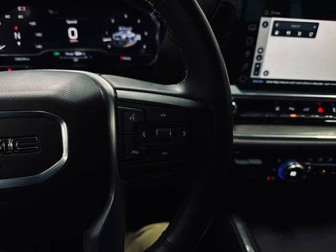 Used 2024 GMC Sierra 2500 SLT w/ SLT Premium Package image 28