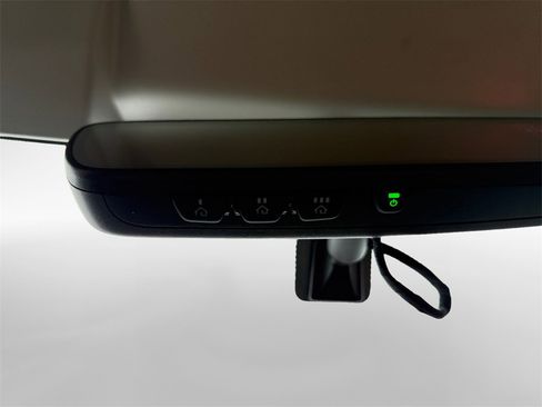 Used 2019 Subaru Crosstrek 2.0i Premium w/ Eyesight System image 23