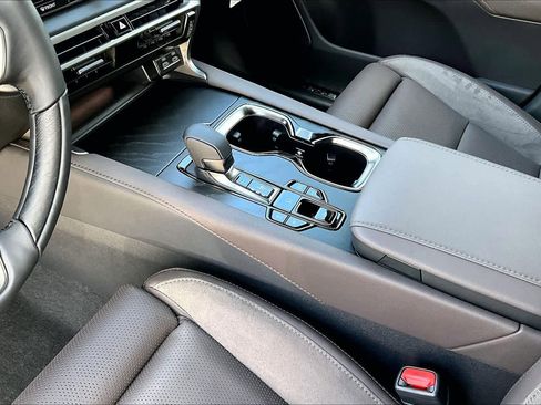 New 2026 Lexus RX 450h Luxury image 7