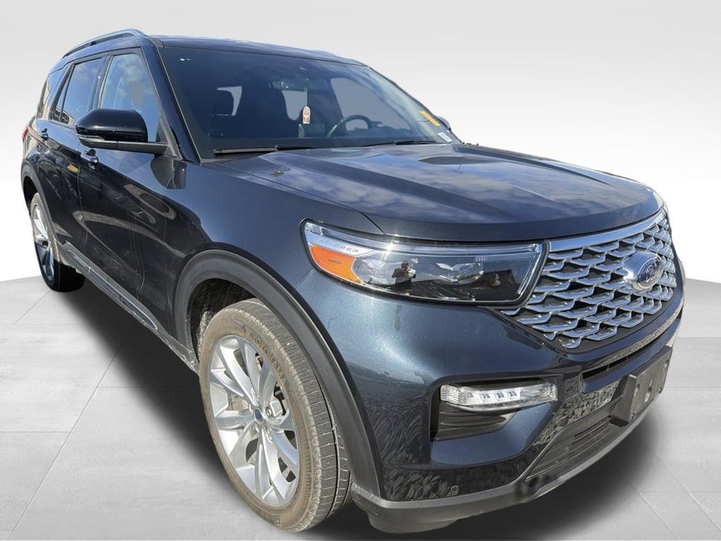 Used 2023 Ford Explorer Platinum w/ Technology Package AWD/4WD image 18