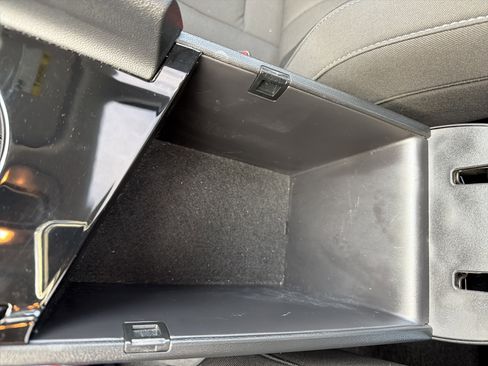 Used 2022 Hyundai Elantra SEL w/ Convenience + Premium Package image 20