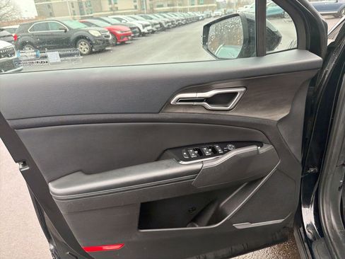 Certified 2023 Kia Sportage X-Line w/ X-Line Premium Package image 10